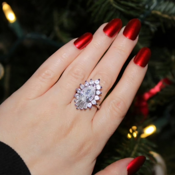 Glamnetic Other - Glamnetic “Cherry Glaze” Press-On Nails | Short Round | Partial Set (20 Nails)